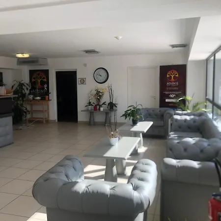 Cosy, De Tourisme Avec Piscine